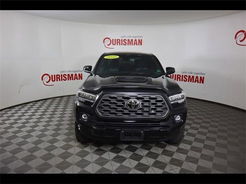 Used 2022 Toyota Tacoma TRD Sport image 10