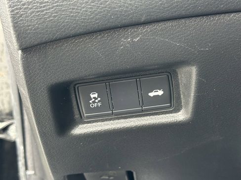 Used 2018 INFINITI Q50 Luxe w/ Essential Package (3.0T Luxe) image 41