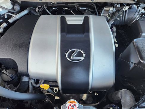 Used 2020 Lexus RX 350L Luxury image 34