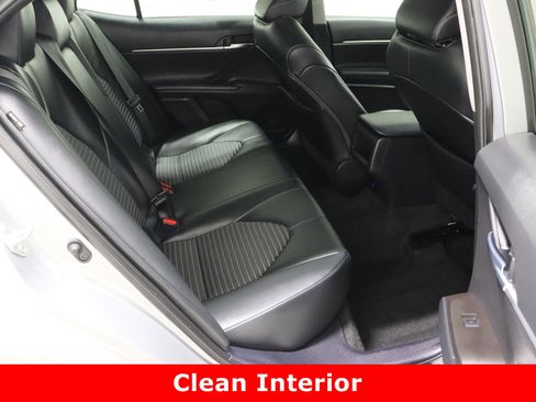 Used 2023 Toyota Camry SE image 31