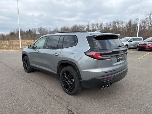 Used 2024 GMC Acadia Elevation w/ Black Edition image 7