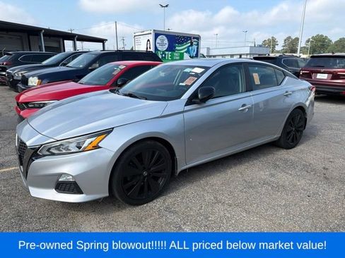 Used 2020 Nissan Altima 2.5 SR w/ Premium Package AWD/4WD image 3