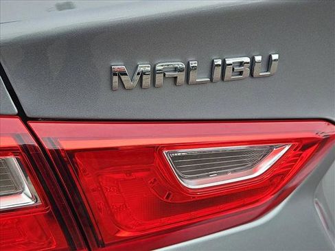 Used 2023 Chevrolet Malibu LT image 29