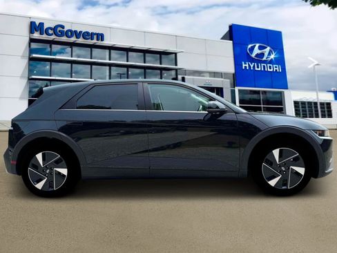 New 2026 Hyundai Ioniq 5 SE AWD/4WD image 8