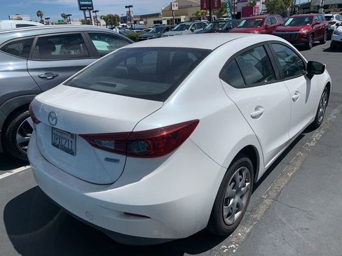 Used 2016 MAZDA MAZDA3 i Sport FWD image 7