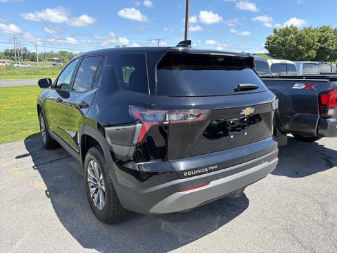 Used 2026 Chevrolet Equinox LT w/ Convenience Package II AWD/4WD image 5