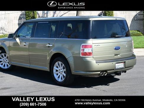 Used 2012 Ford Flex SEL w/ Equipment Group Order Code image 4
