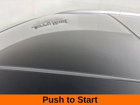 Used 2025 Nissan Rogue SL w/ Tech Package FWD image 10