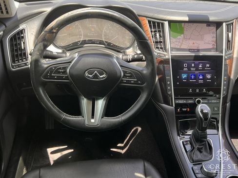 Used 2018 INFINITI Q50 Luxe w/ Essential Package (3.0T Luxe) RWD image 11