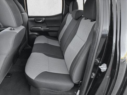 Certified 2023 Toyota Tacoma TRD Off-Road AWD/4WD image 16