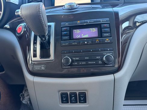 Used 2011 Nissan Quest SL FWD image 18