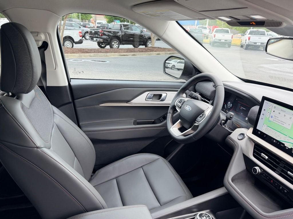New 2026 Ford Explorer Active w/ Active Comfort Package RWD image 9