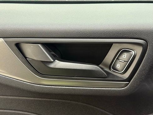 Used 2025 Ford Escape Active image 31