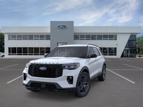 New 2026 Ford Explorer ST-Line w/ ST-Line Street Pack AWD/4WD image 25