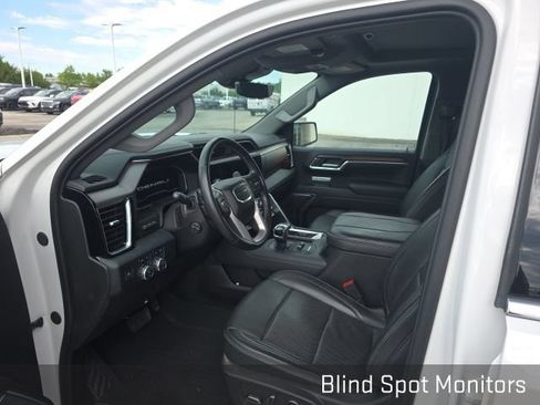 Used 2024 GMC Sierra 1500 Denali w/ Denali Reserve Package AWD/4WD image 11