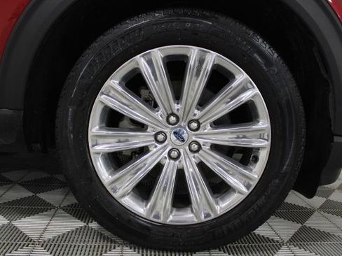 Used 2023 Ford Explorer Limited w/ Equipment Group 301A image 47