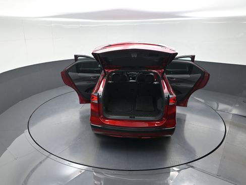 Used 2023 Chevrolet Equinox RS image 13