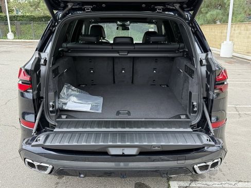 New 2026 BMW X5 M60i image 15