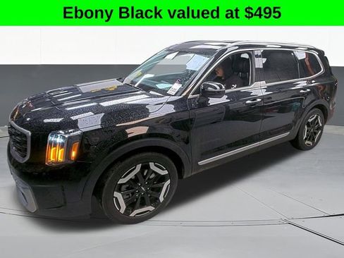 Used 2025 Kia Telluride S FWD image 2