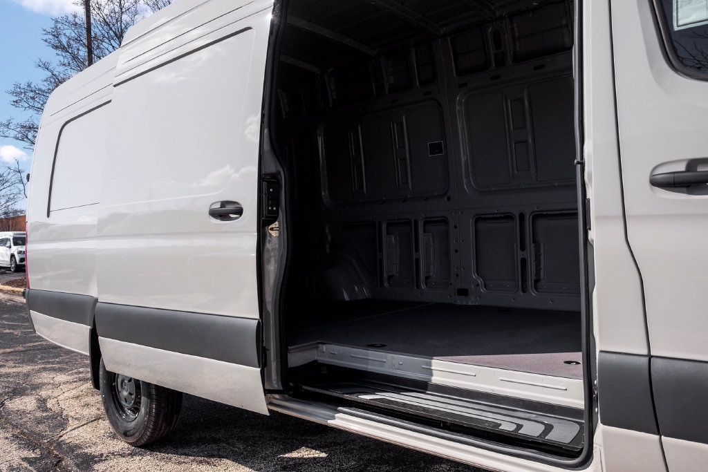 Used 2026 Mercedes-Benz Sprinter 2500 image 11