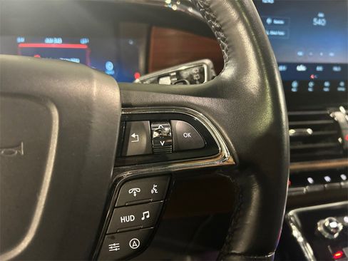 Certified 2022 Lincoln Navigator Reserve image 13
