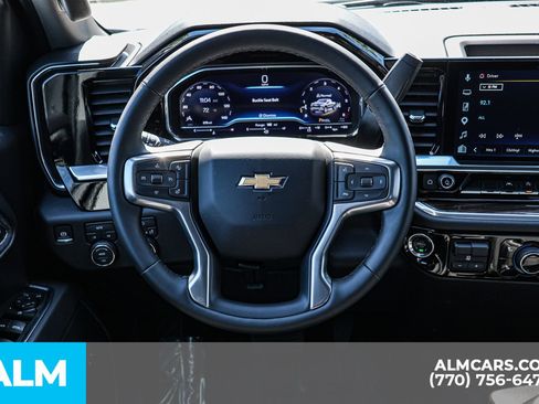Used 2025 Chevrolet Silverado 1500 LT AWD/4WD image 29