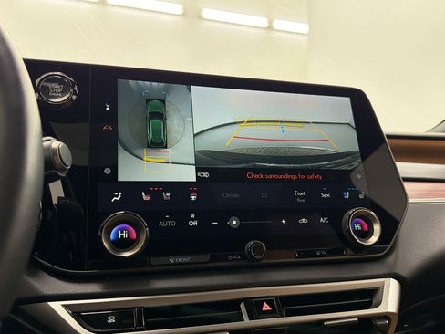 Certified 2025 Lexus RX 350 Premium w/ Accessory Package (Z1) image 25