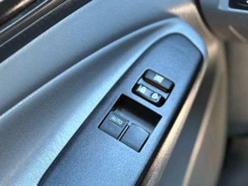 Used 2015 Toyota Tacoma 2WD Access Cab w/ Convenience Package image 30