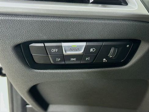 New 2026 BMW 330i xDrive Sedan w/ Premium Package image 10