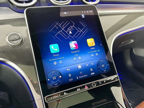 Used 2025 Mercedes-Benz C 300 Sedan image 15