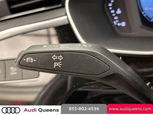 Certified 2025 Audi Q3 2.0T Premium Plus w/ Premium Plus Package image 33