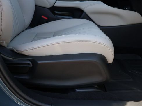 Certified 2026 Honda HR-V EX-L image 10