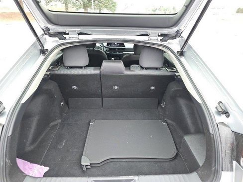 Used 2024 Toyota Prius LE image 17