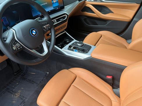 Used 2023 BMW i4 eDrive35 RWD image 11