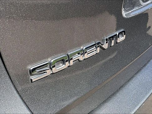 Used 2019 Kia Sorento FWD w/ LX Convenience Package image 31