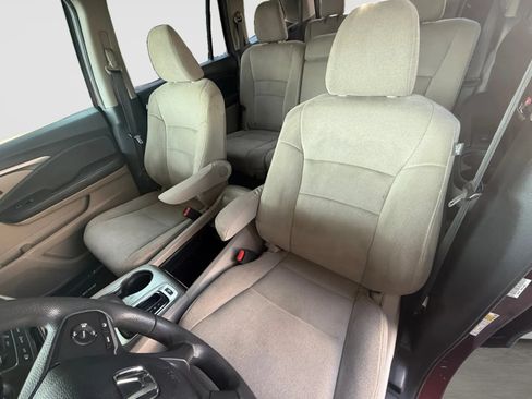 Used 2019 Honda Pilot EX image 13
