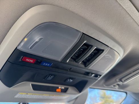 Used 2023 Subaru Crosstrek 2.5i Sport image 17