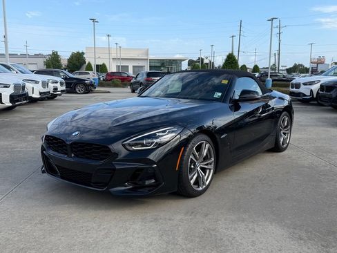 Certified 2026 BMW Z4 sDrive30i w/ Premium Package RWD image 1