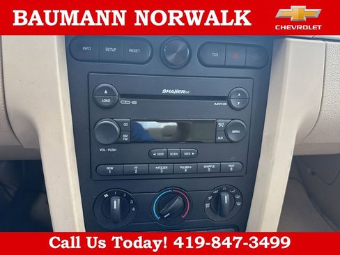 Used 2007 Ford Mustang GT RWD image 38