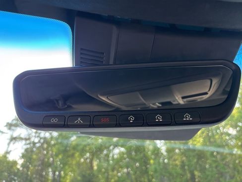 Used 2019 Genesis G70 3.3T Advanced w/ Sport Package image 26