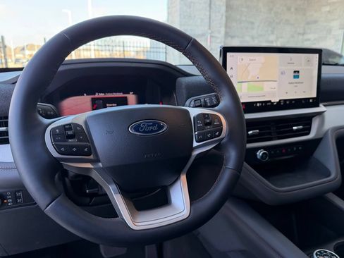New 2026 Ford Explorer Active w/ Active Comfort Package RWD image 12
