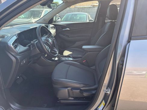 Used 2025 Buick Encore GX Preferred FWD image 27