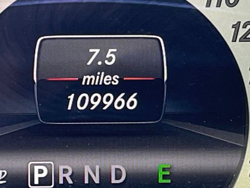 Used 2013 Mercedes-Benz C 300 4MATIC Sedan image 26