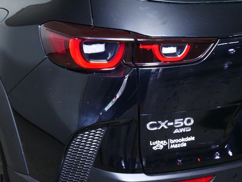 Certified 2026 MAZDA CX-50 AWD 2.5 S w/ Preferred Pkg image 17