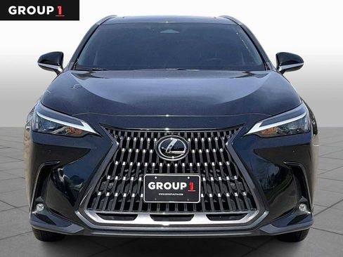Used 2024 Lexus NX 250 FWD w/ Cold Area Package image 4