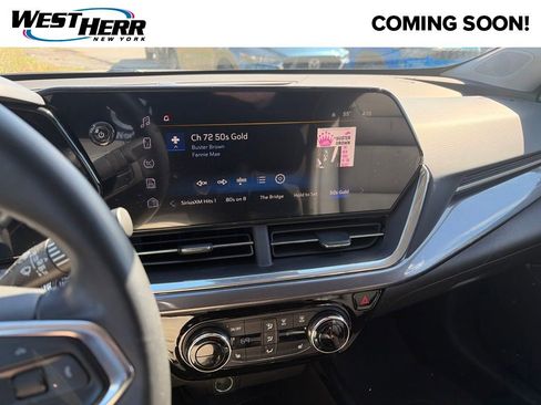 Used 2025 Chevrolet Trax ACTIV w/ Driver Confidence Package FWD image 8