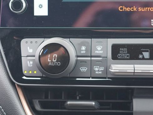 Certified 2026 Toyota Grand Highlander AWD Hybrid image 29