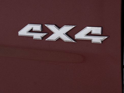 Used 2018 RAM 2500 Lone Star w/ Sport Appearance Group AWD/4WD image 19