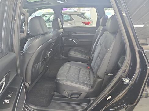 Used 2023 Kia Telluride SX Prestige X-Pro AWD/4WD image 10