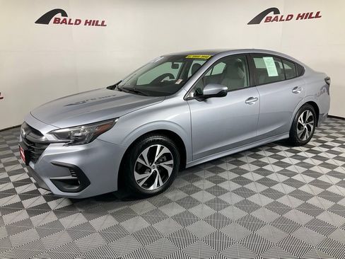 Used 2024 Subaru Legacy Premium image 3